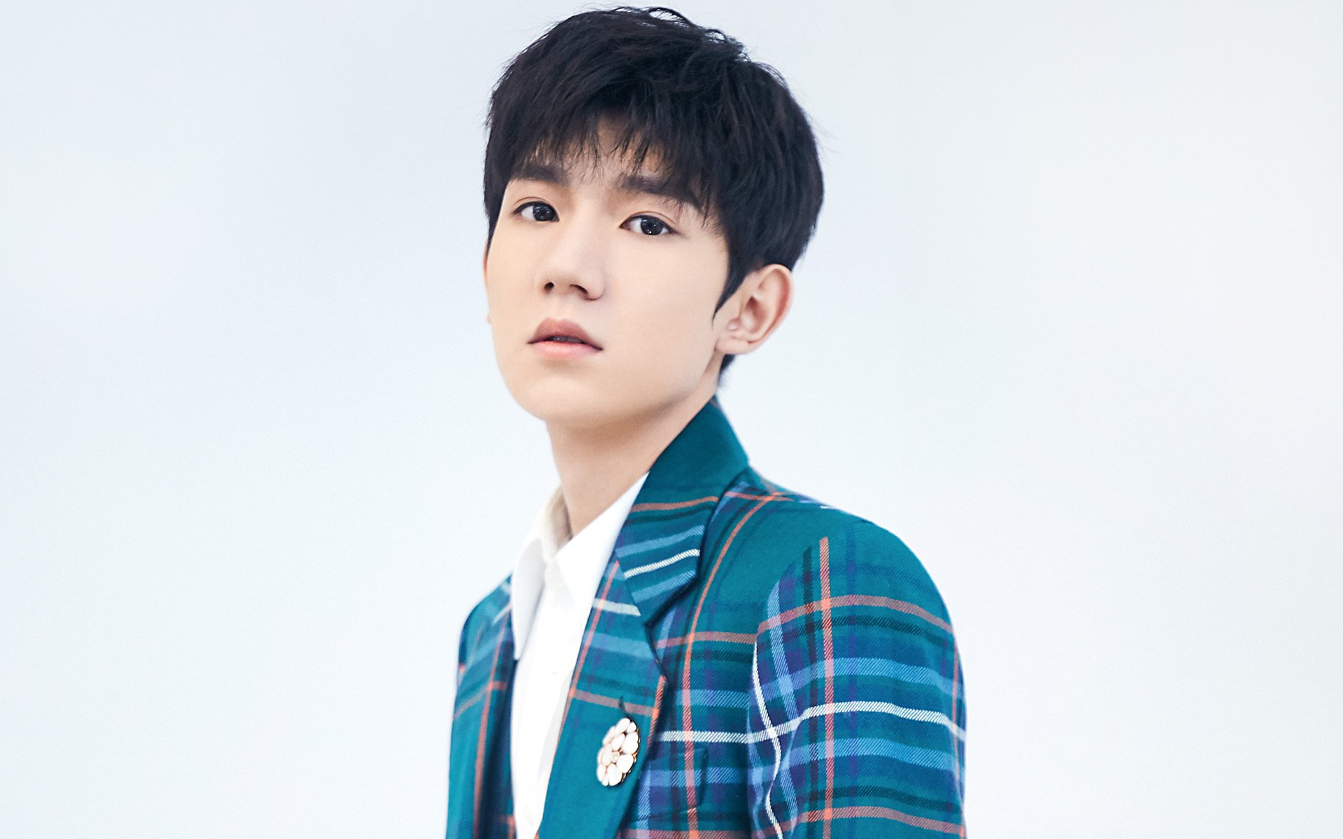 卢森堡男篮在欧洲预赛中战胜强敌，迈步国际赛场