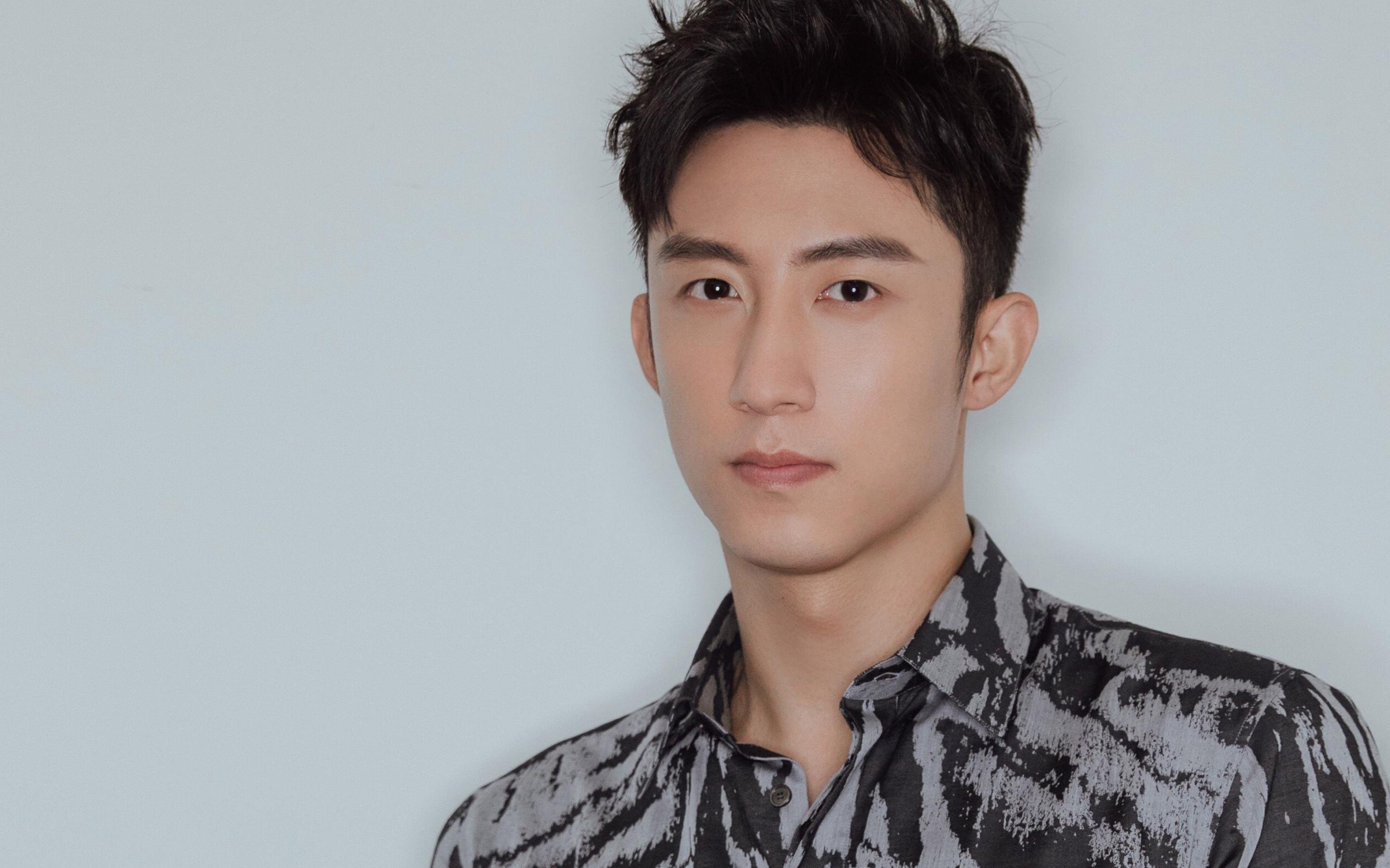 爱游戏官方网站-赫梅列夫斯基努力挑战世界级对手，赫梅利尼茨基勋章