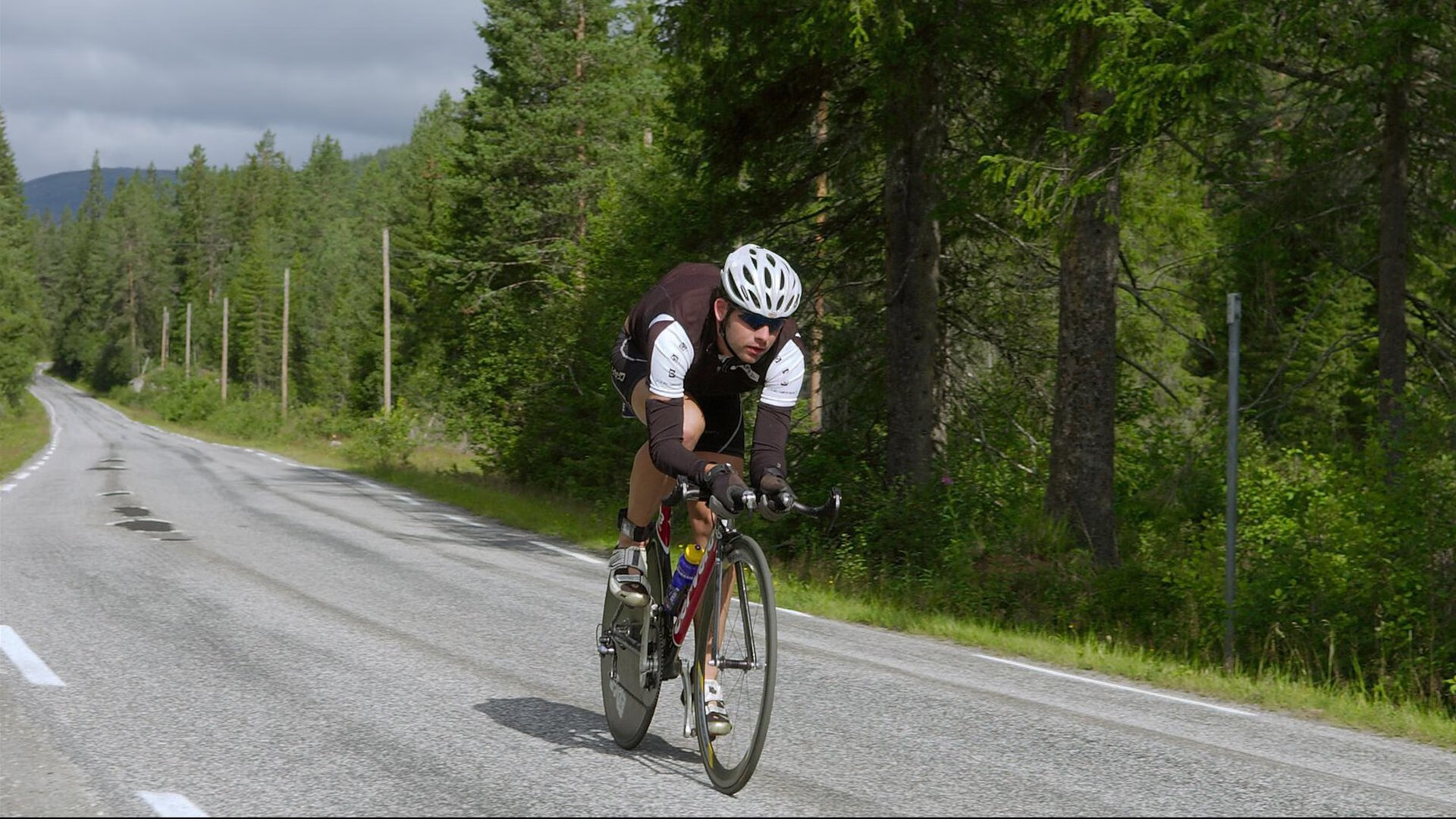 极限竞速中的心态管理:冠军车手的心理战术,极限竞速官方网站